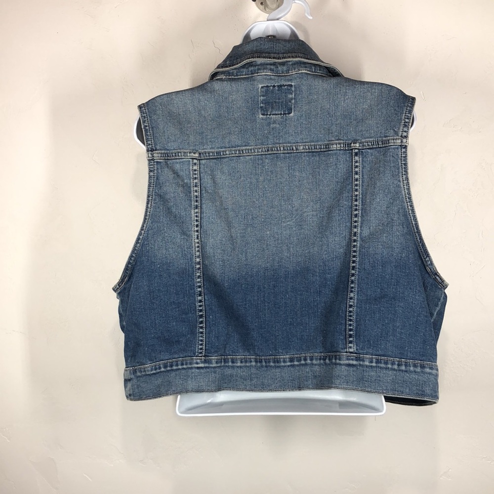 Torrid denim vest size 2X - Picture 6 of 8